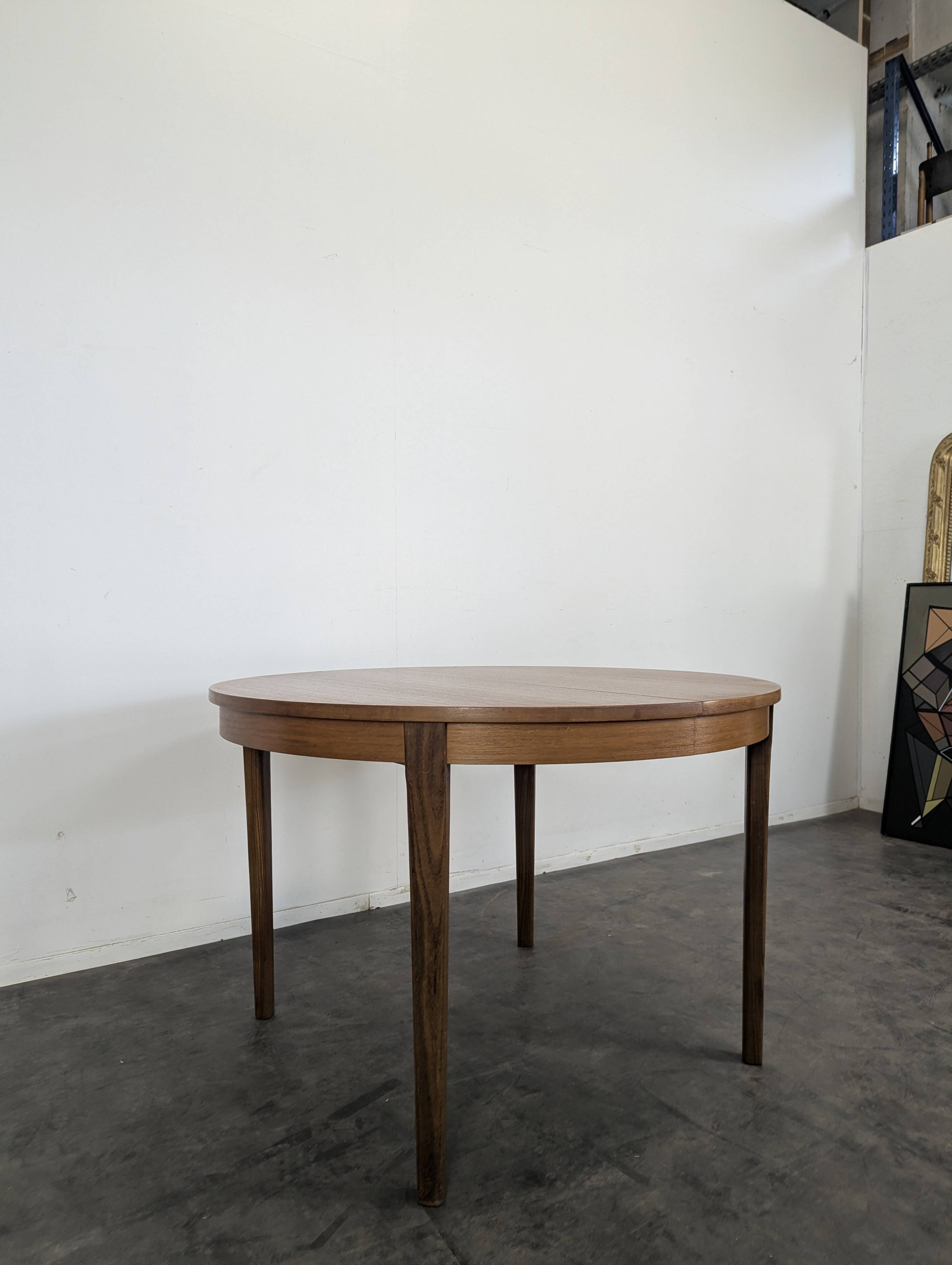 Scandinavian table in teak