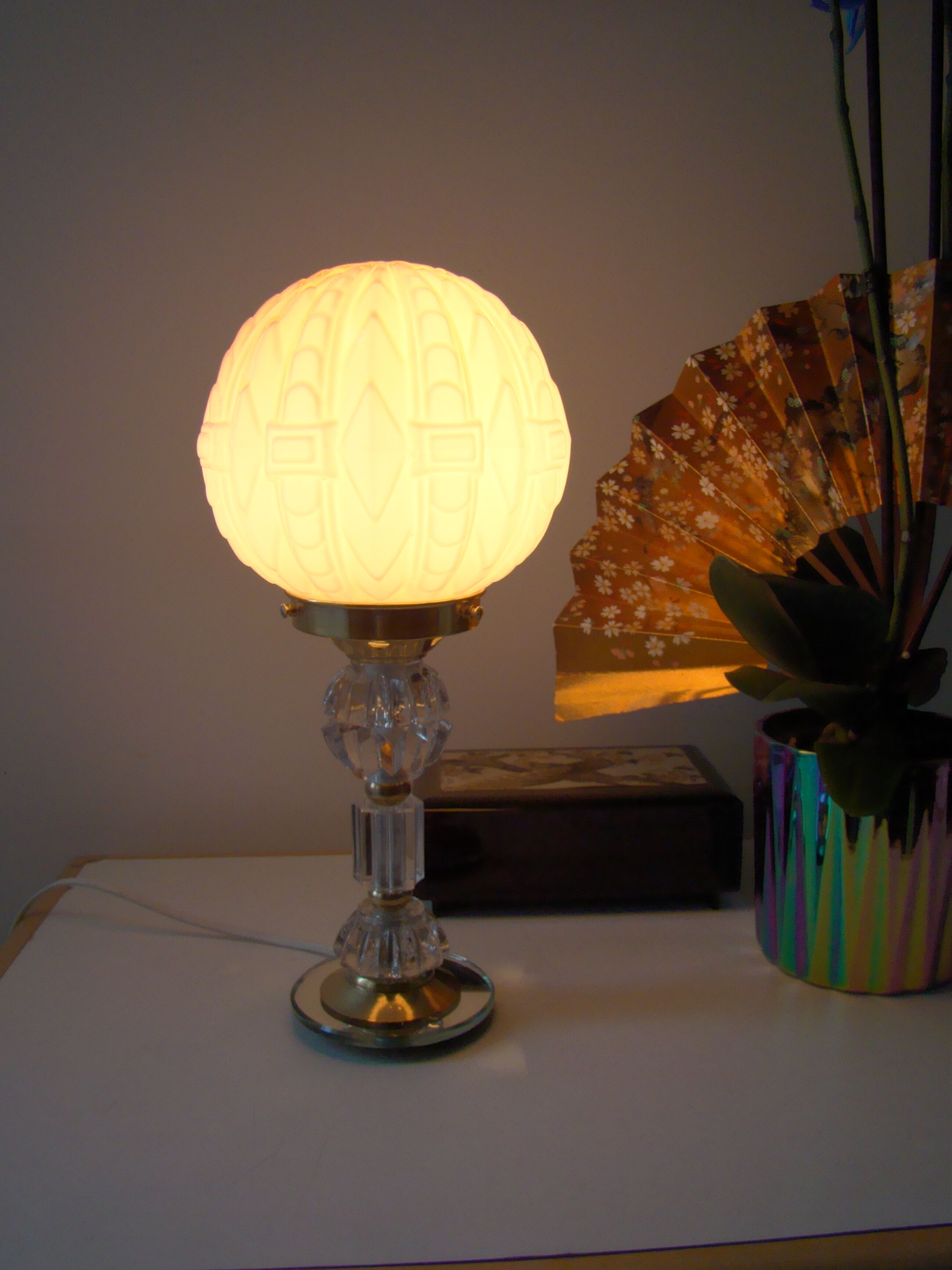 Art Deco lamp pink foot in cut crystal