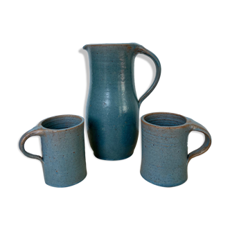 Service sandstone blue pitcher cups