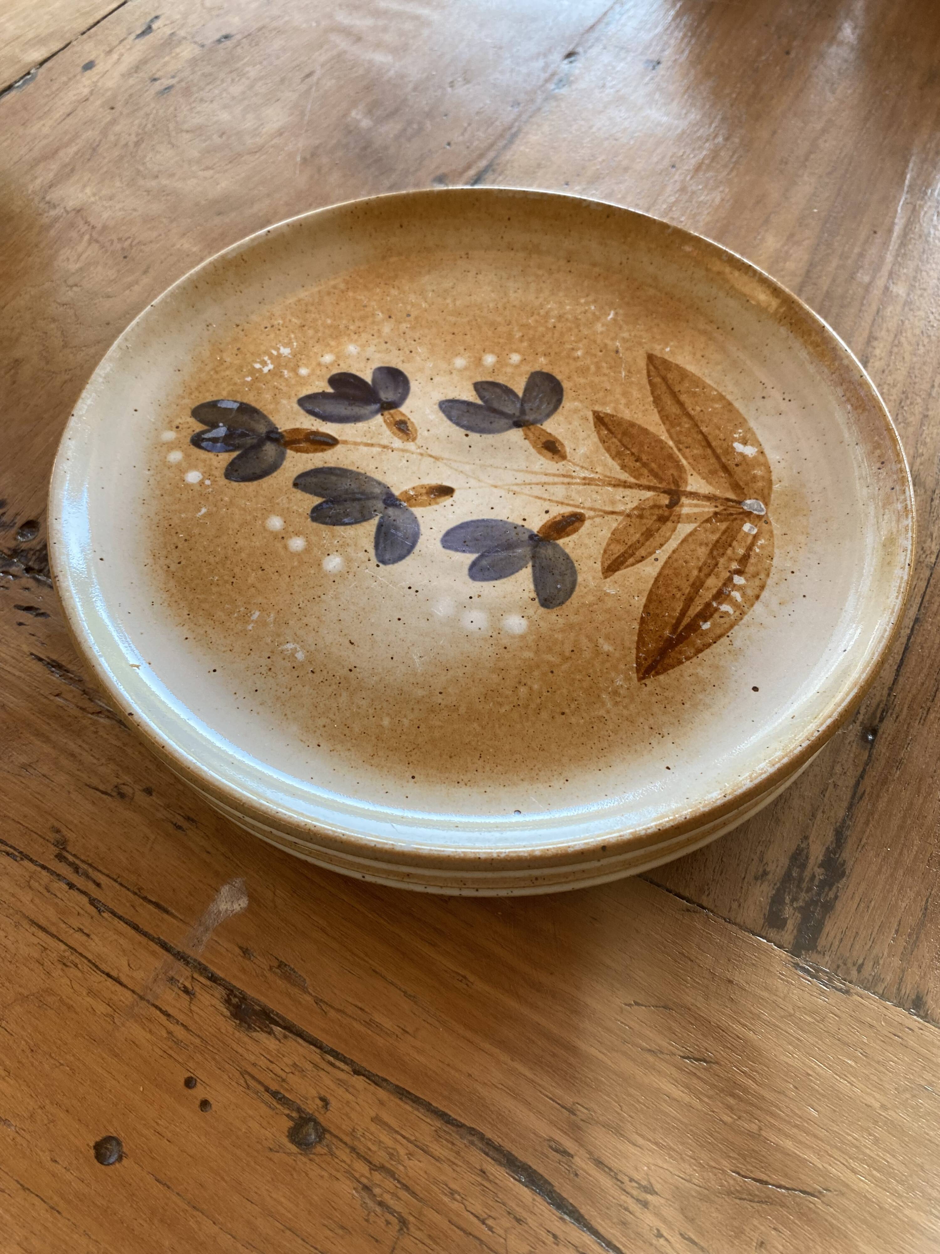 4 Gres du Marais dinner plates