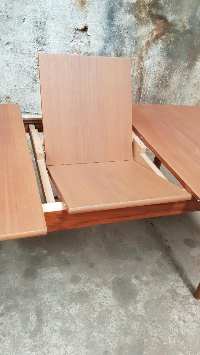 Scandinavian table extansible