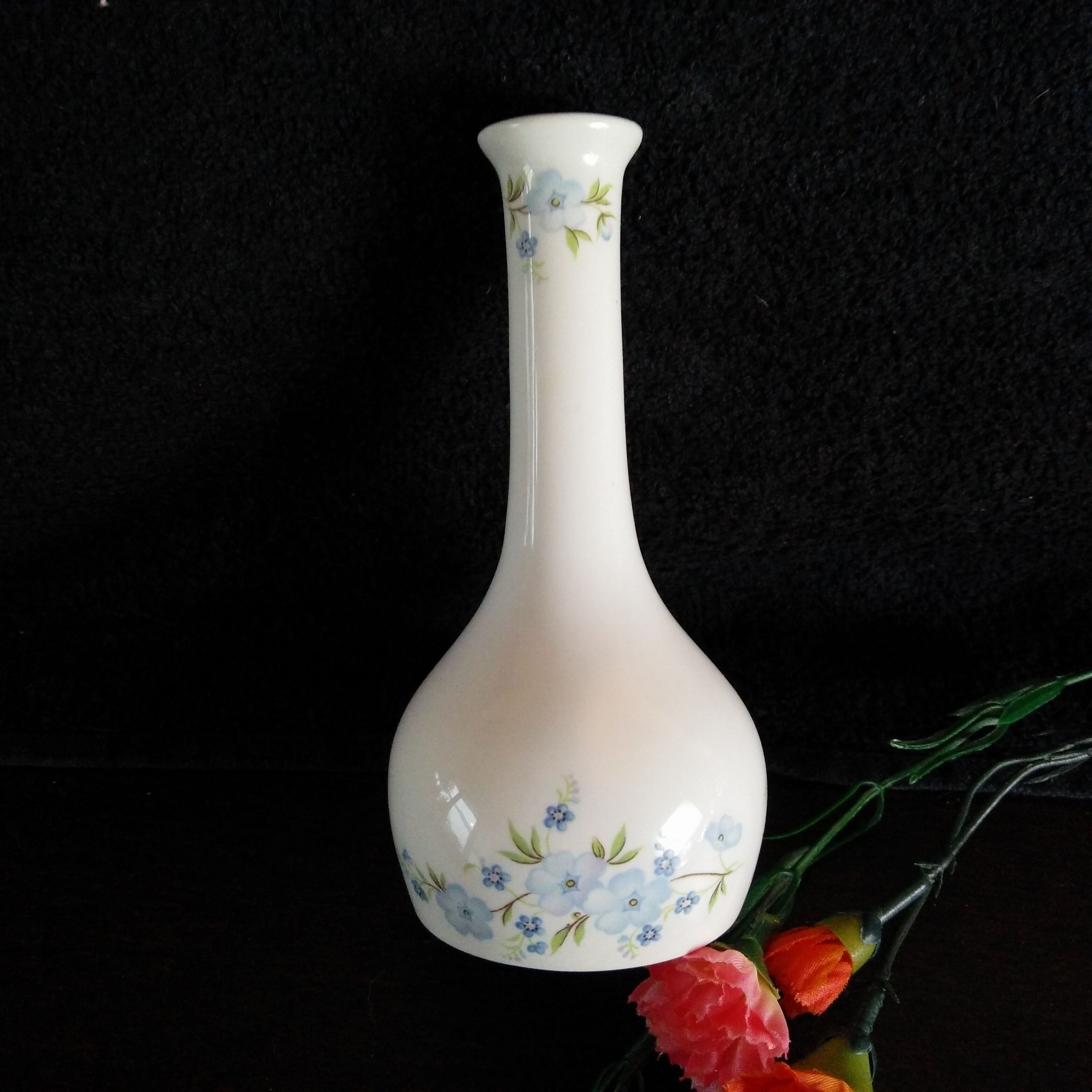 Vase Anglais, porcelaine, décor floral XX ème siècle Selency