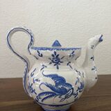 Very beautiful earthenware teapot from Martres-Tolosane with Moustiers decorations