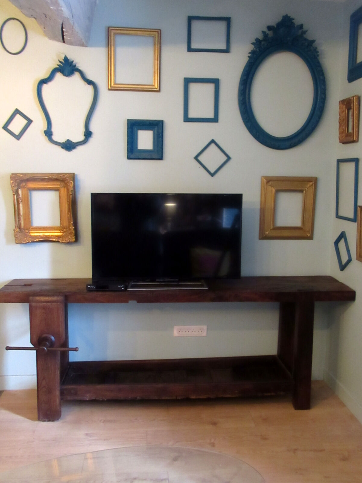 Workbench in oak, beech top