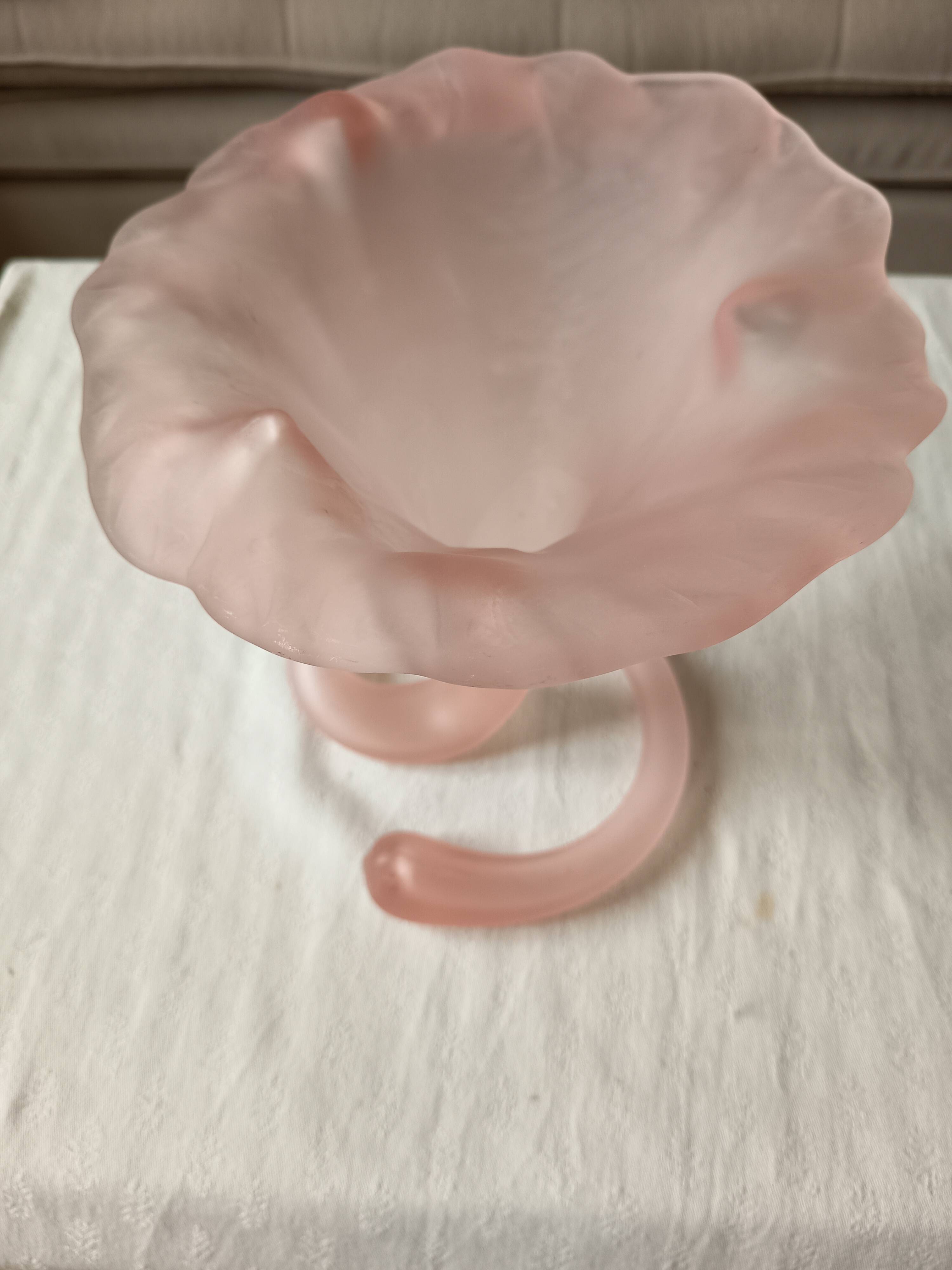 Large satin glass cornucopia vase "pâte de verre" frosted pink - Art style