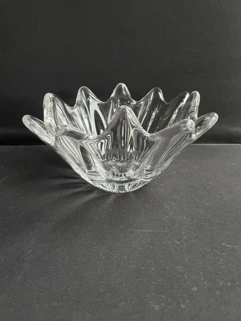 Quadrangular fruit bowl Daum France model Orion