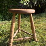 Wooden tripod stool with ball legs