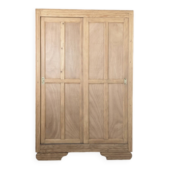 Parisian wardrobe - Renovated