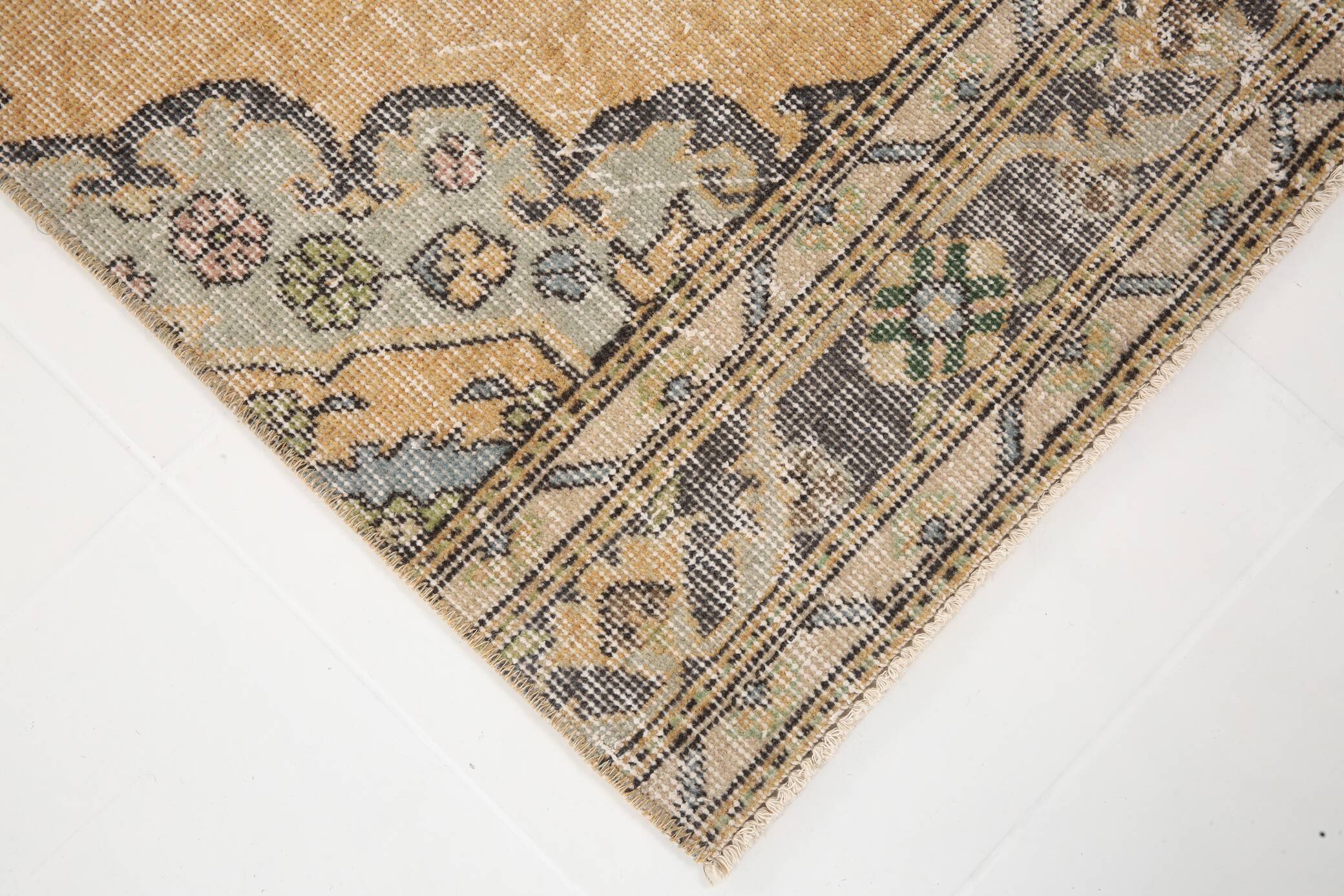 3x12 Classic Persian Runner Rug, 91x308Cm