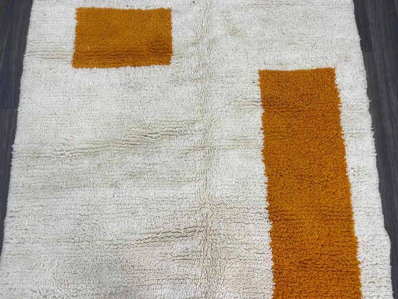 Tapis beni ouraine tissè main traditionnelle taille 155 x 257 cl