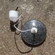 Suspension noire mouchetée blanc en tôle émaillée vintage