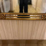 Mirror with a glazing bar