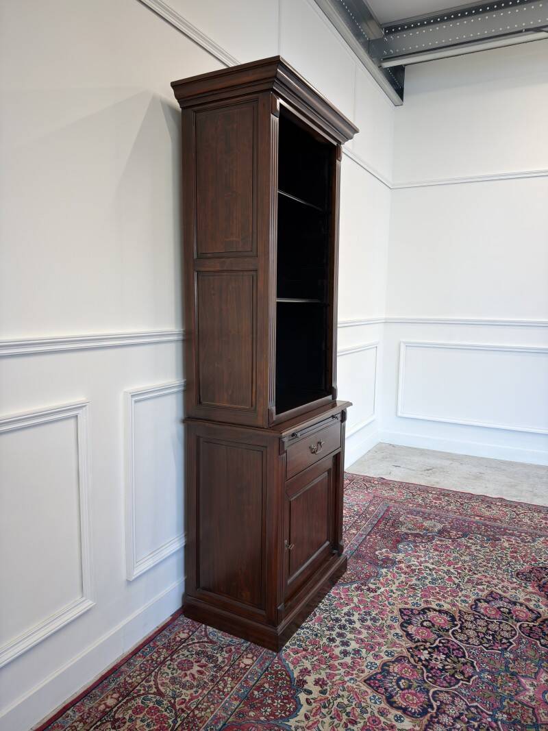 Classic English Mahogany Bookcase