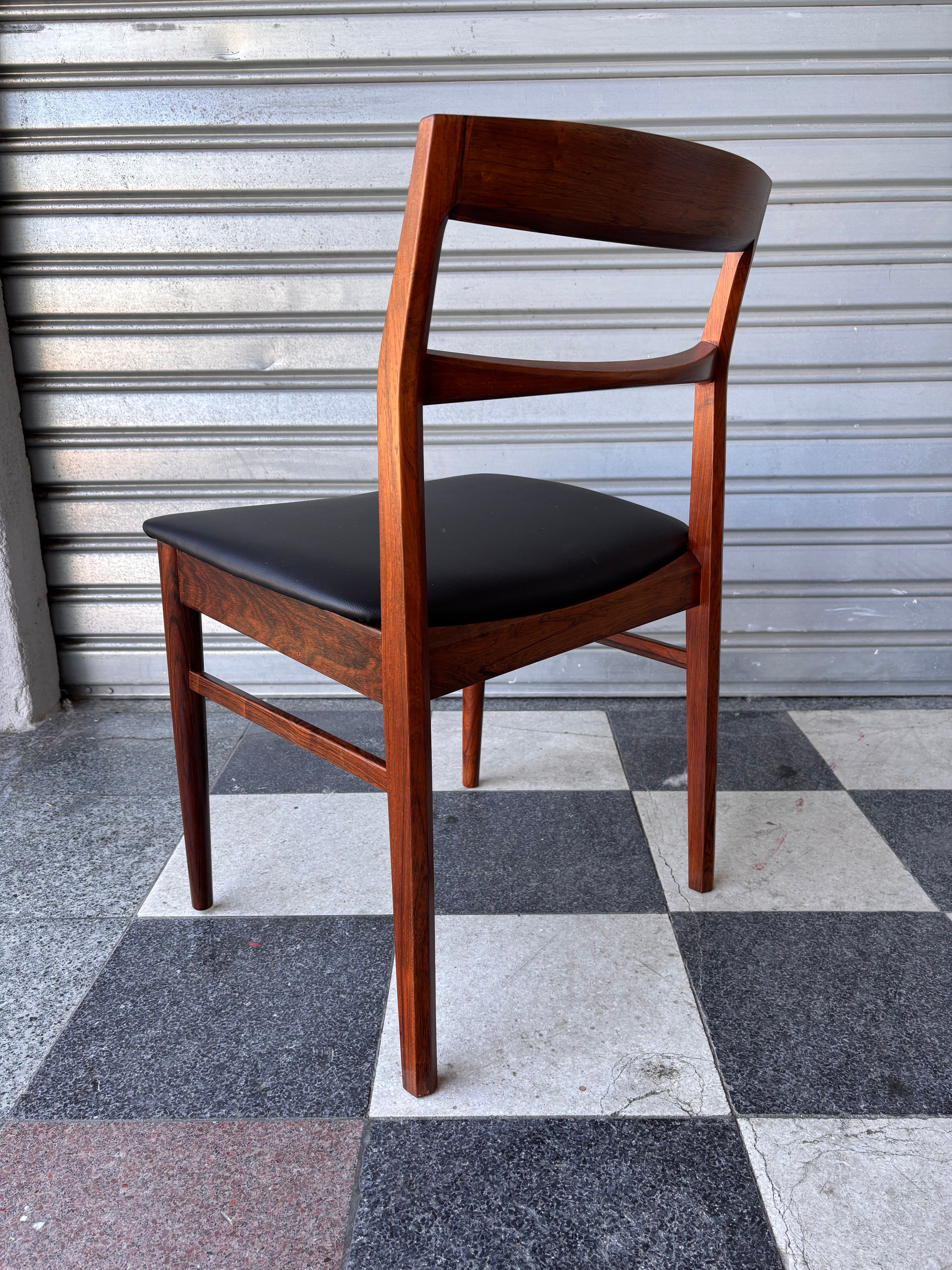 Set of 6 Henning Kjaernulf chairs in rosewood.