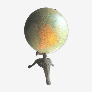 World map, Napoleon III Globe edited by FOREST, cast-iron tripod foot