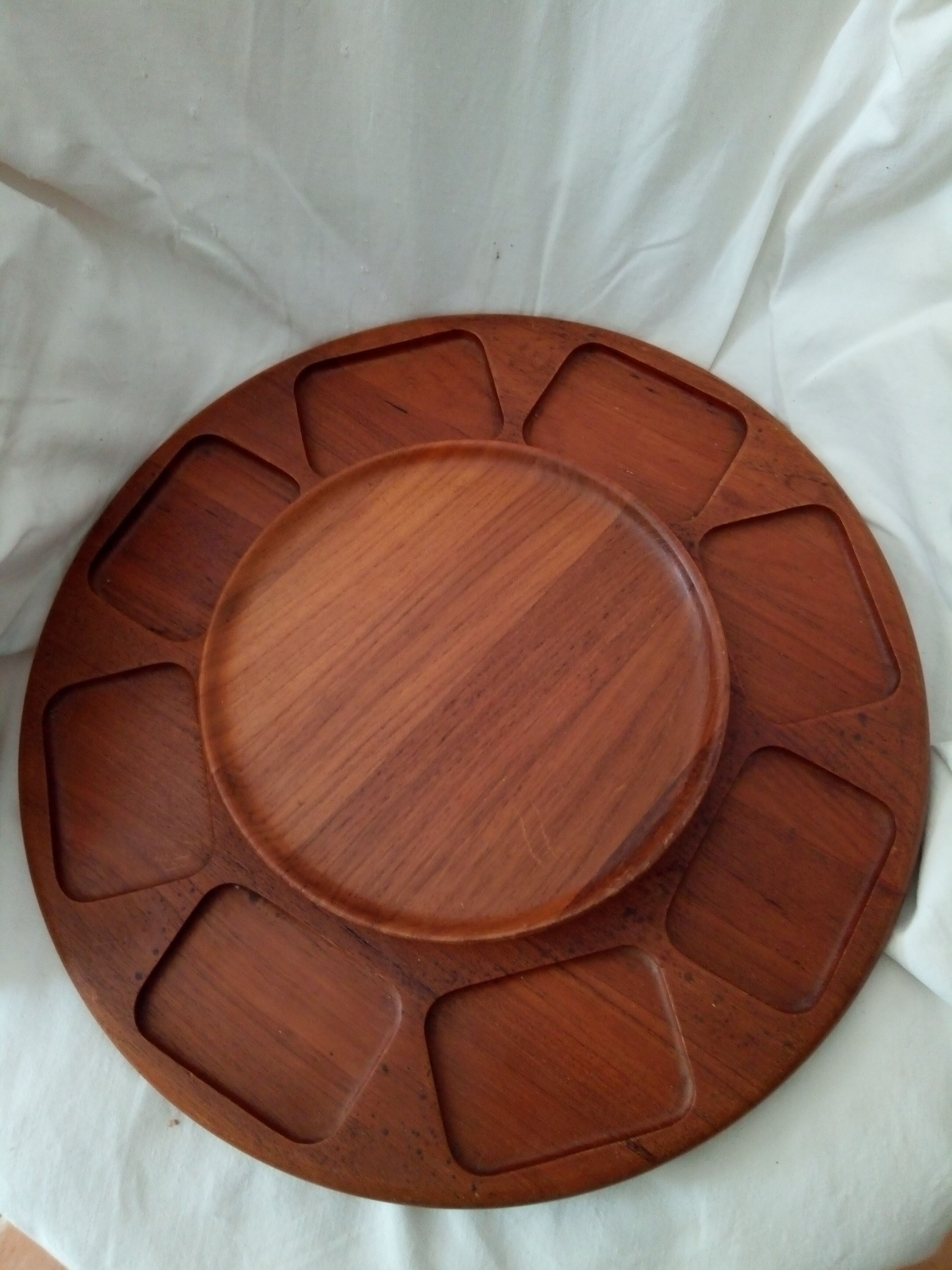 Scandinavian turntable servant of the 60s. Signed Digsmed Denmark.