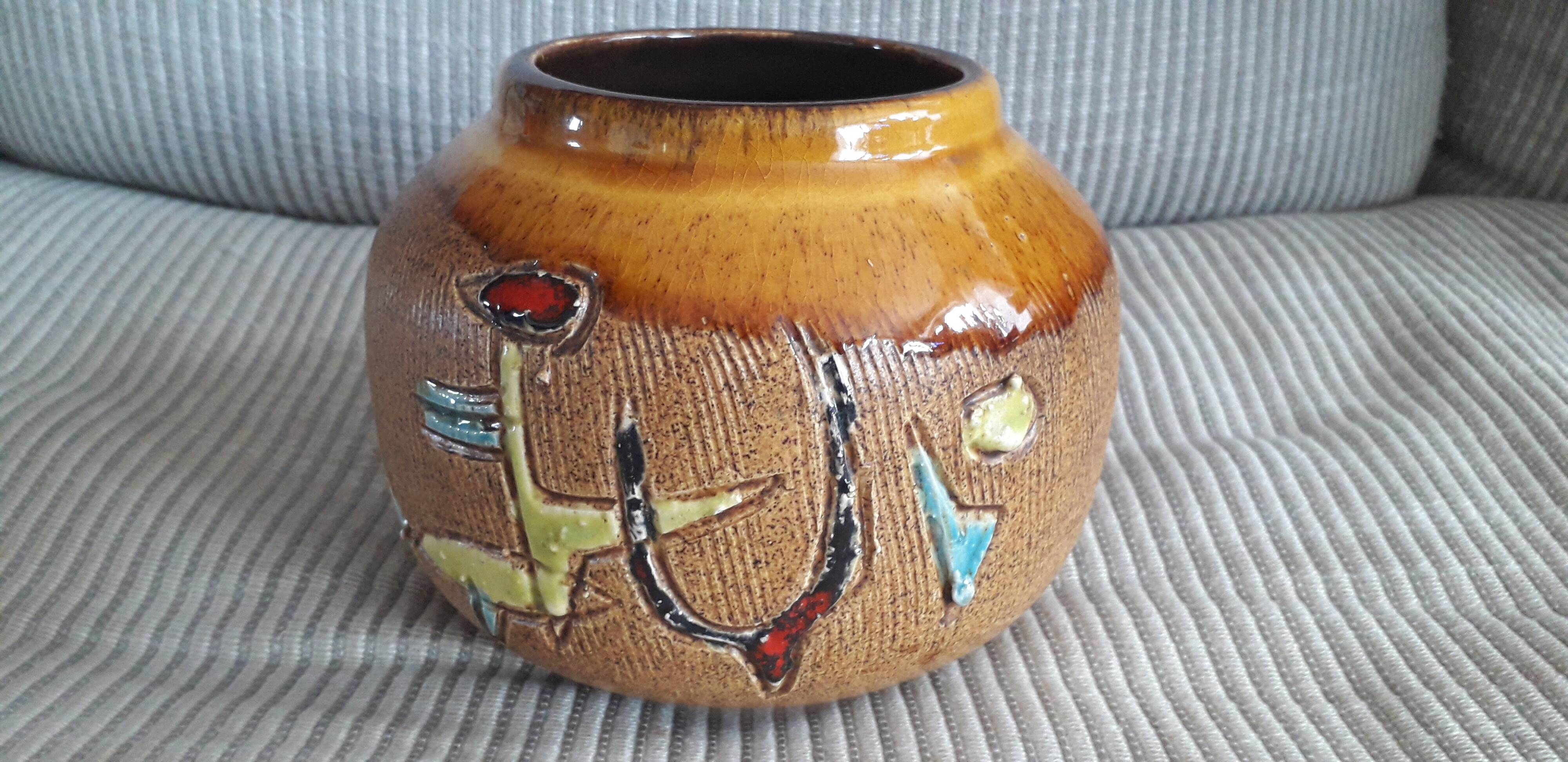 Very original vintage ceramic vase