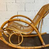 Vintage rocking chair in rattan by Rohé (Holland) from the 1960s.