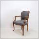 Fauteuil style Louis XV en tissu feutré gris