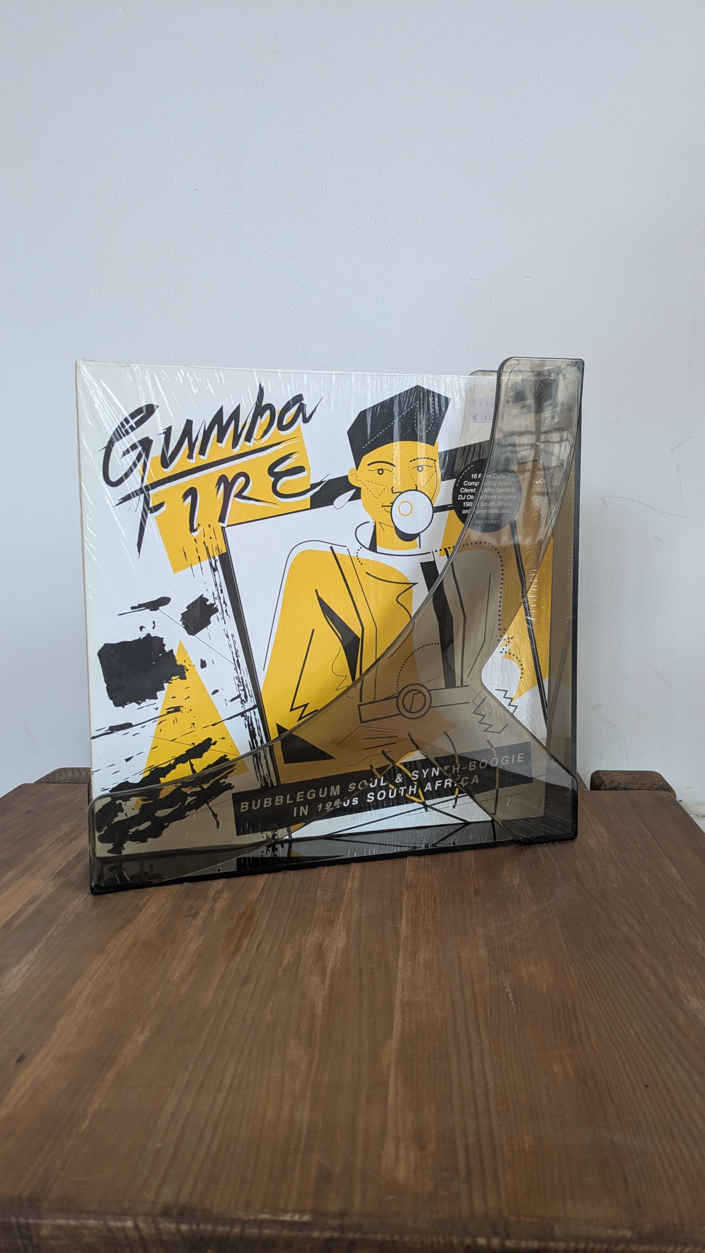 Vintage smoked plexiglass vinyl record holder / 70s