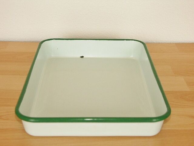 34.5x25.5 vintage enamelled steel 34.5x25.5 rectangular dish