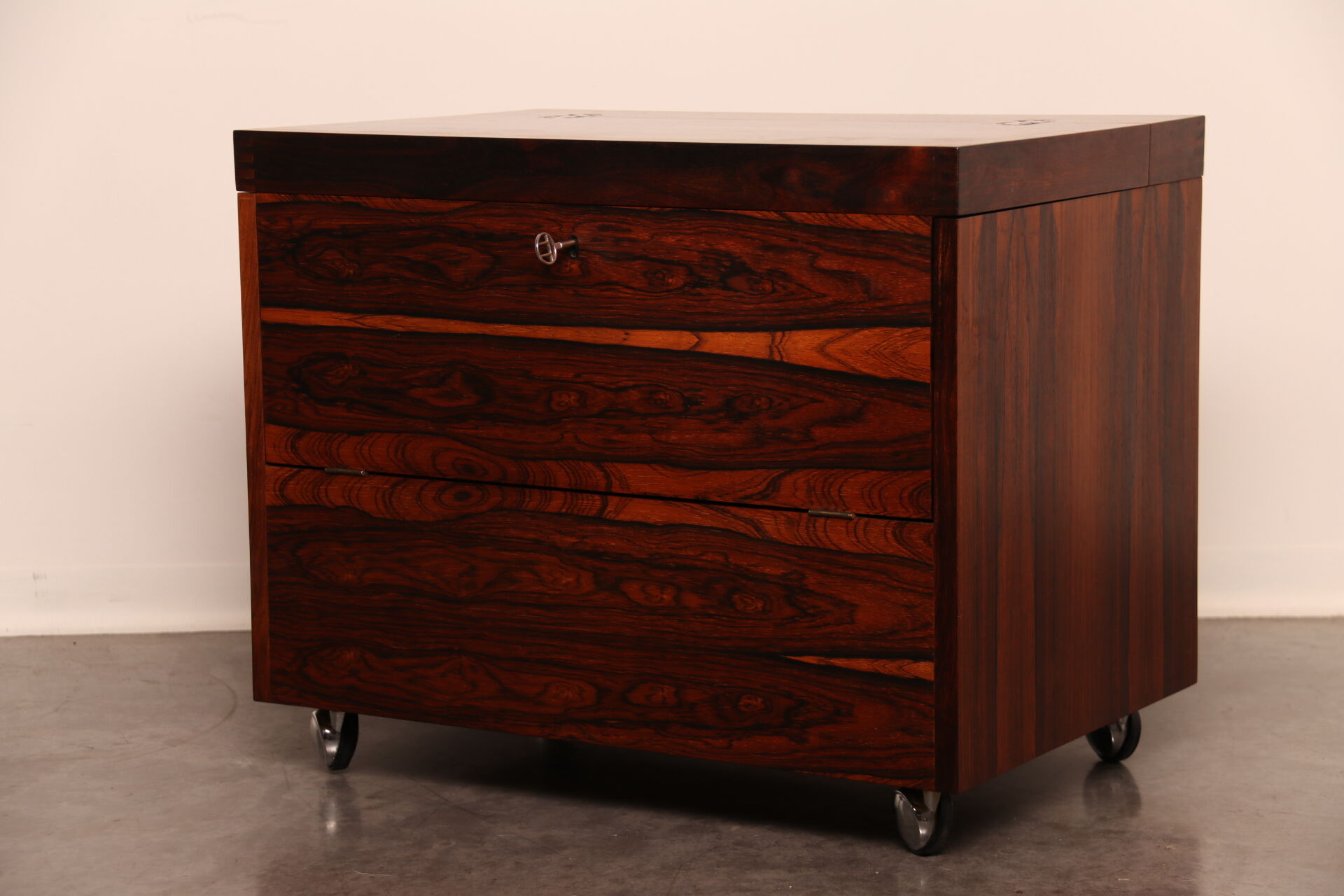 Cube bar in rio-rosewood  designed by Rolf Hesland  for Bruksbo Tegnekontor - Norway - 1960's