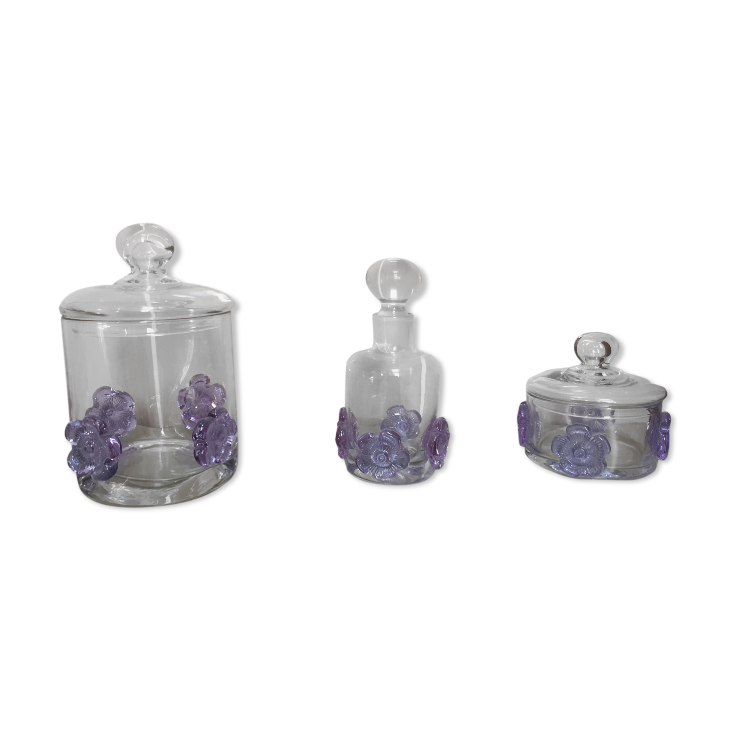 Three-piece glass-paste bathroom set