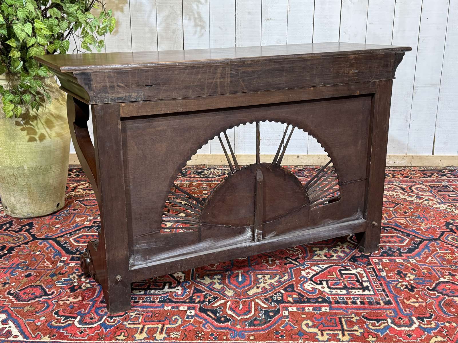 Louis Philippe console in teak from the 1950s - Indonesian craftsmanship.