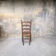 Ensemble de 8 chaises en bois et paille
