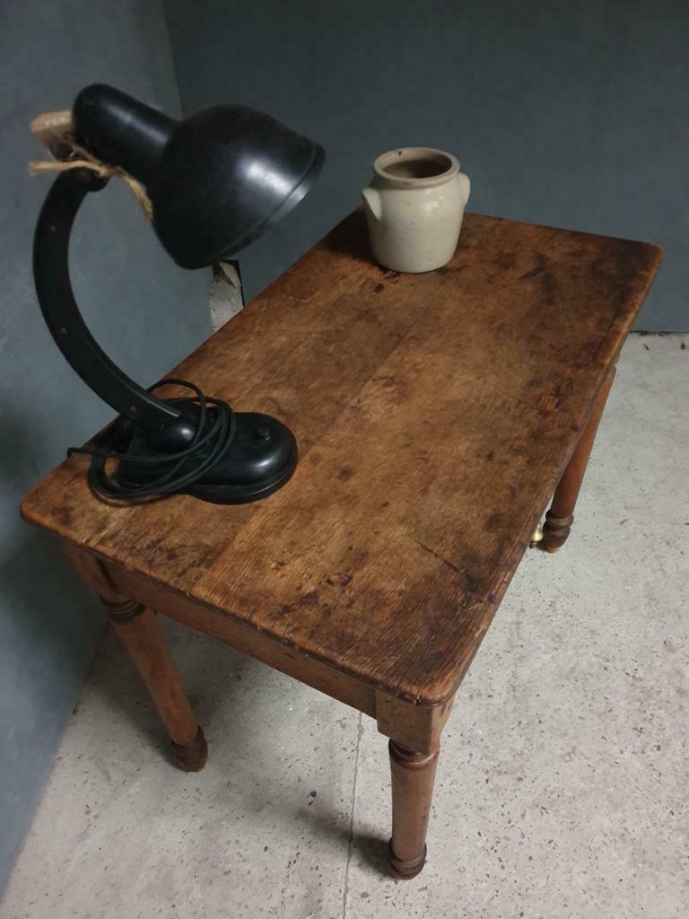 Antique oak table with drawer