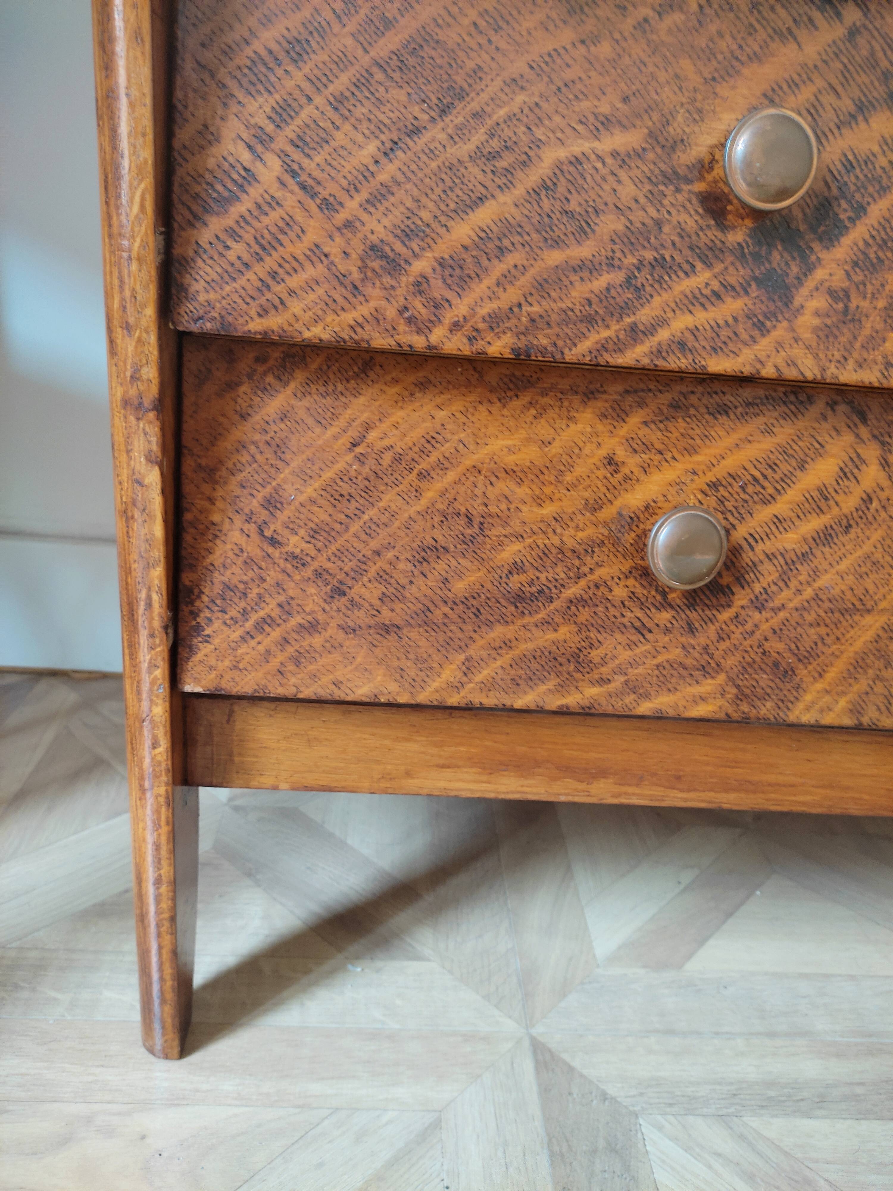 Vintage chest of drawers