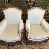 Paire de fauteuils - bergères de style Louis XV