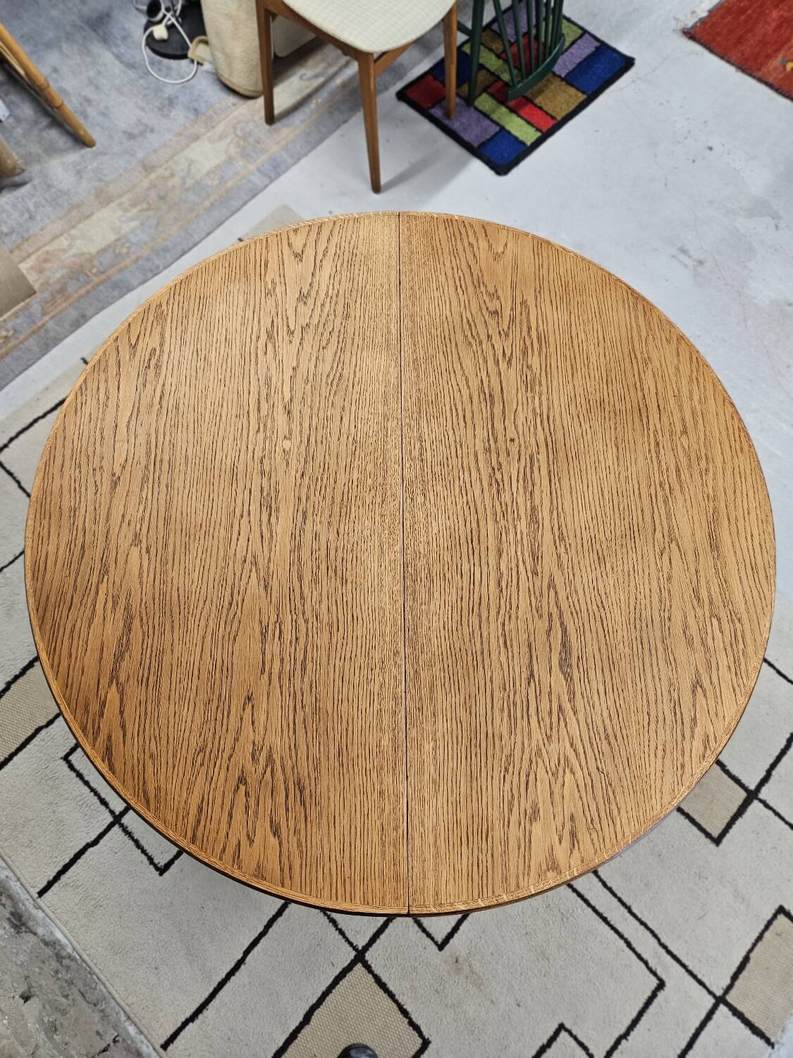 Vintage 1970s round dining table