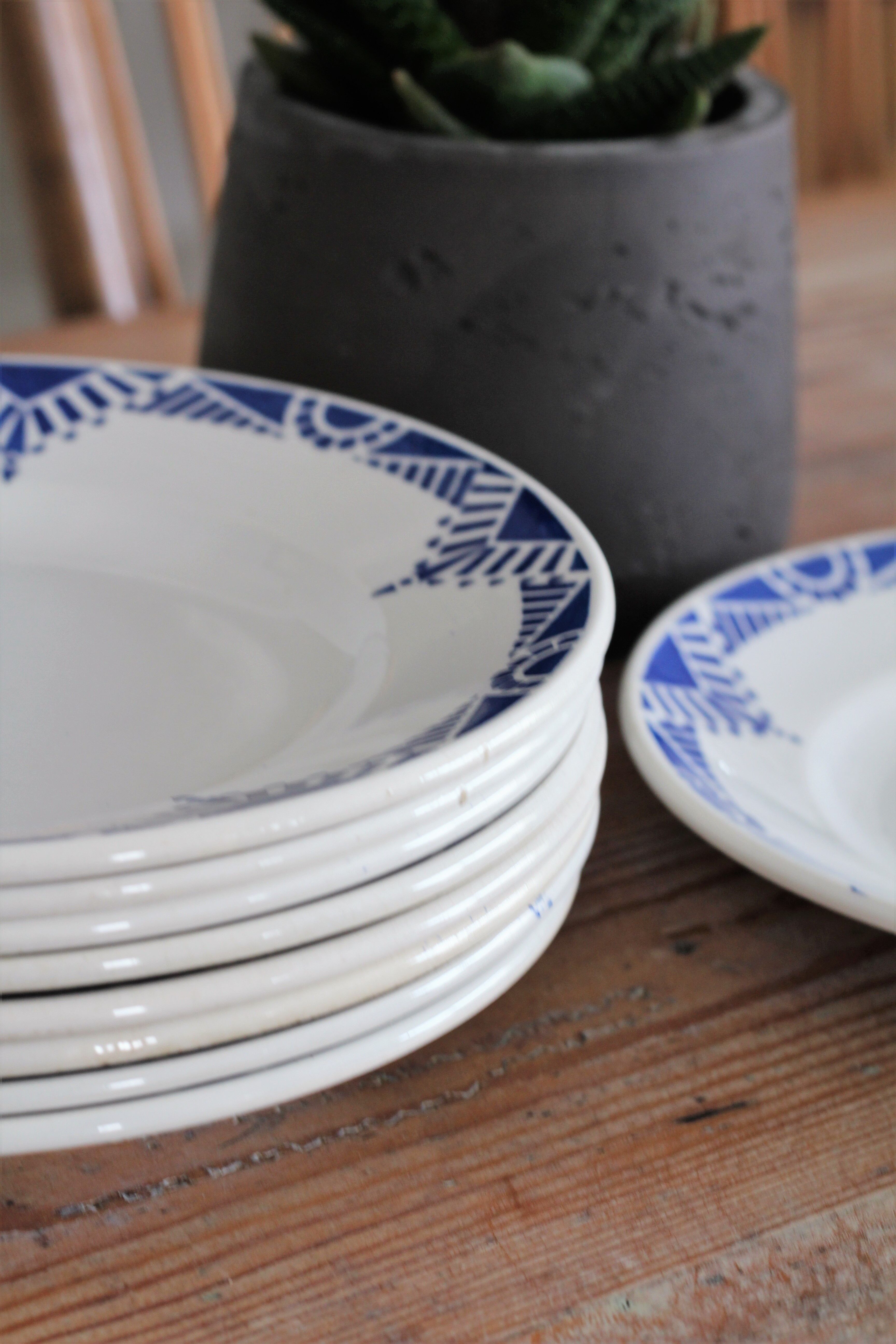 Lot of 9 art deco plates Moulin des Loups