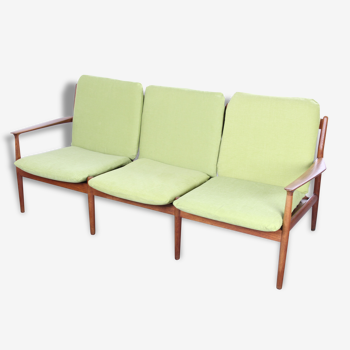 Banquette scandinave 3 places par Grete Jalk en teck