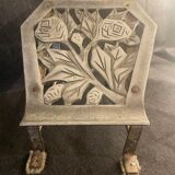 Art deco footrest