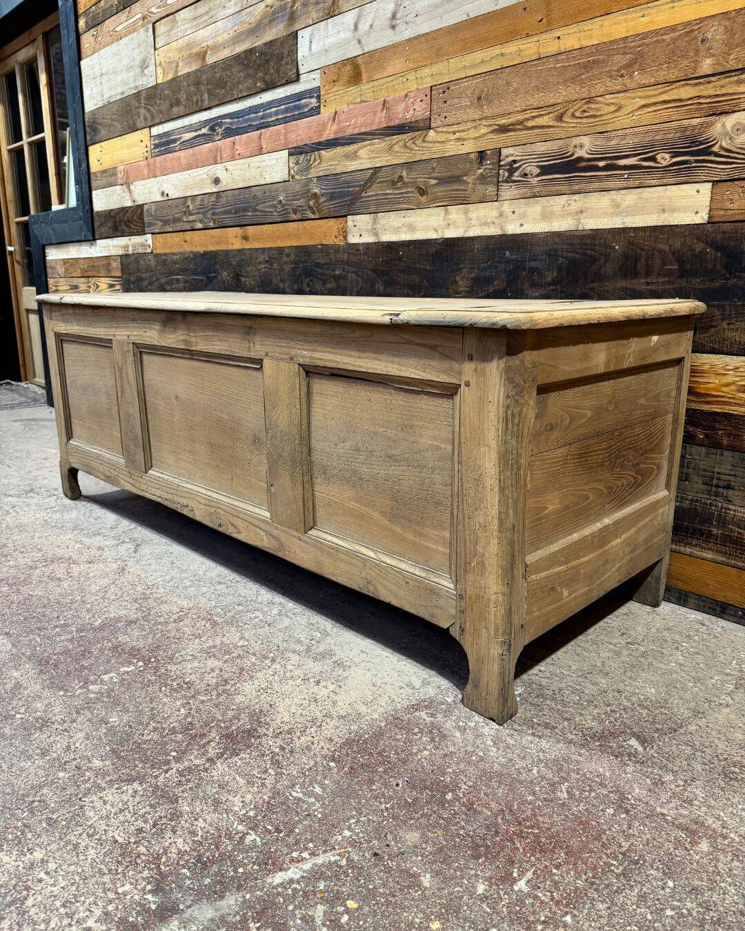 Antique chest made with several solid woods - 19th century