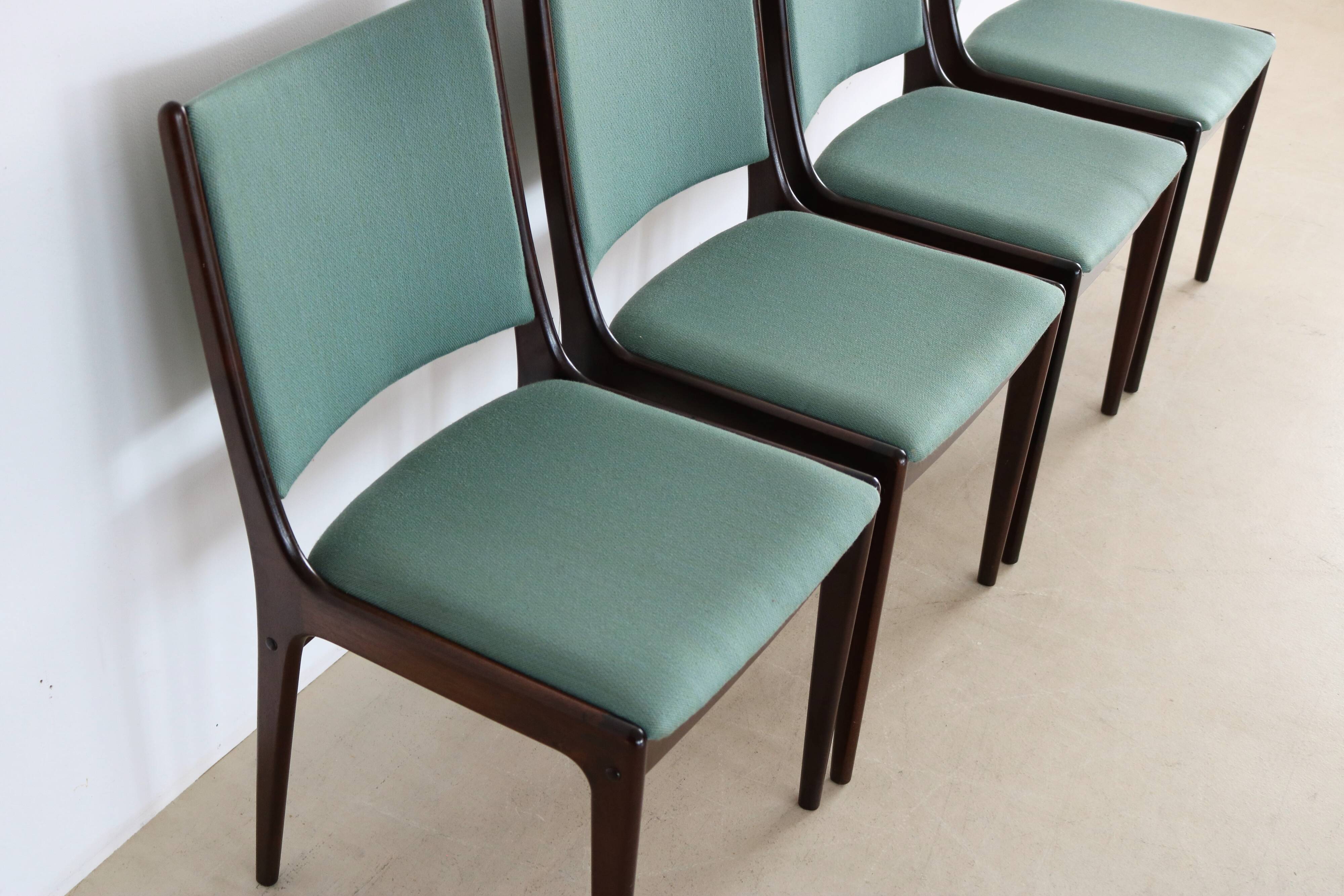 Chairs 60, danish