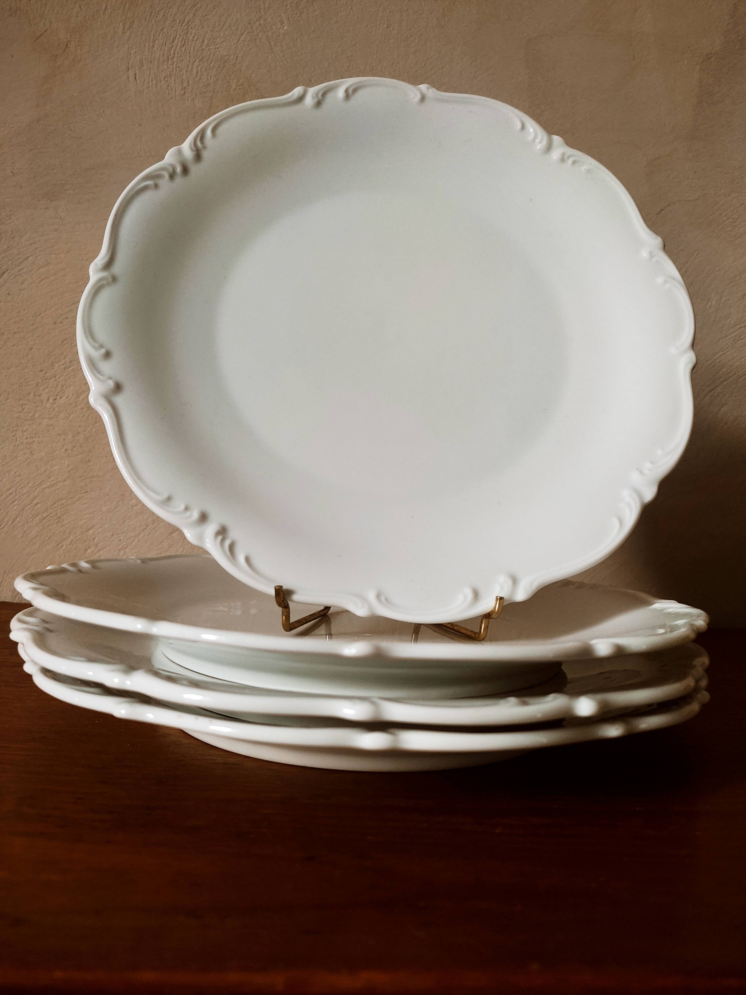 4 flat plates rocky edges