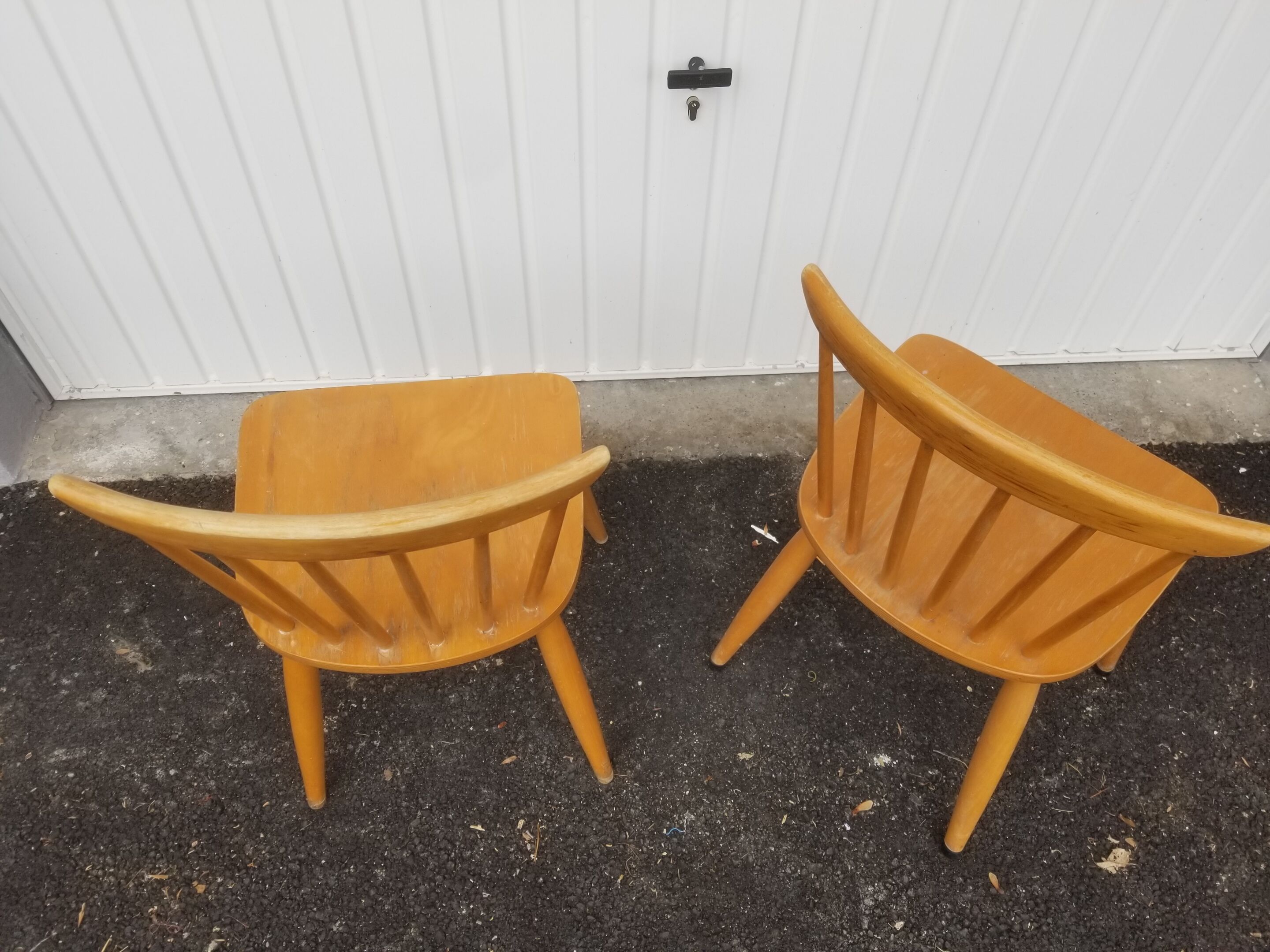 Pair of vintage Scandinavian chairs in solid beech
