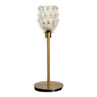 Table lamp with an antique tulip lampshade in glass and a golden foot