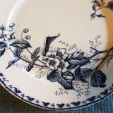 Pair of earthenware plates decorated with flowers
