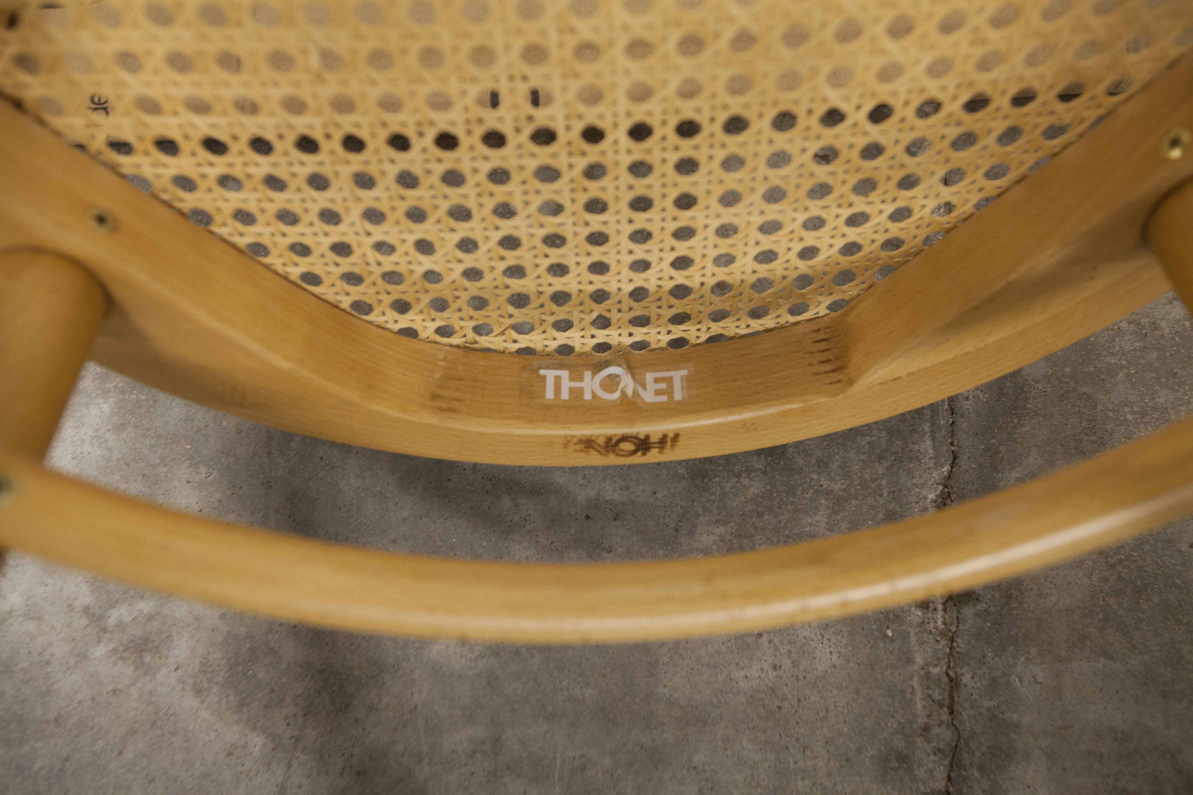 Fauteuil Thonet 210 R cannage couleur miel