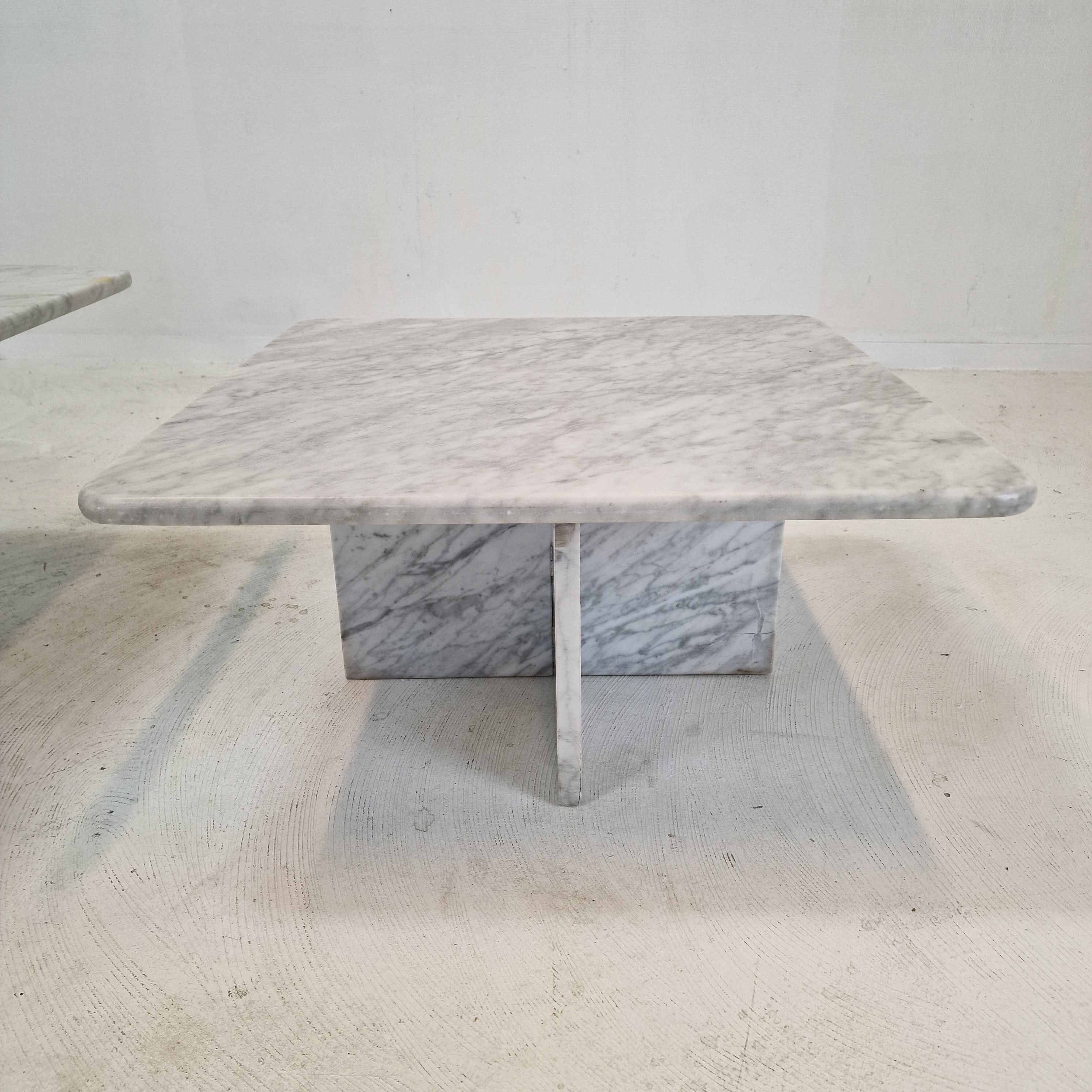 Set of 3 italian marble coffee or side tables, 1970s