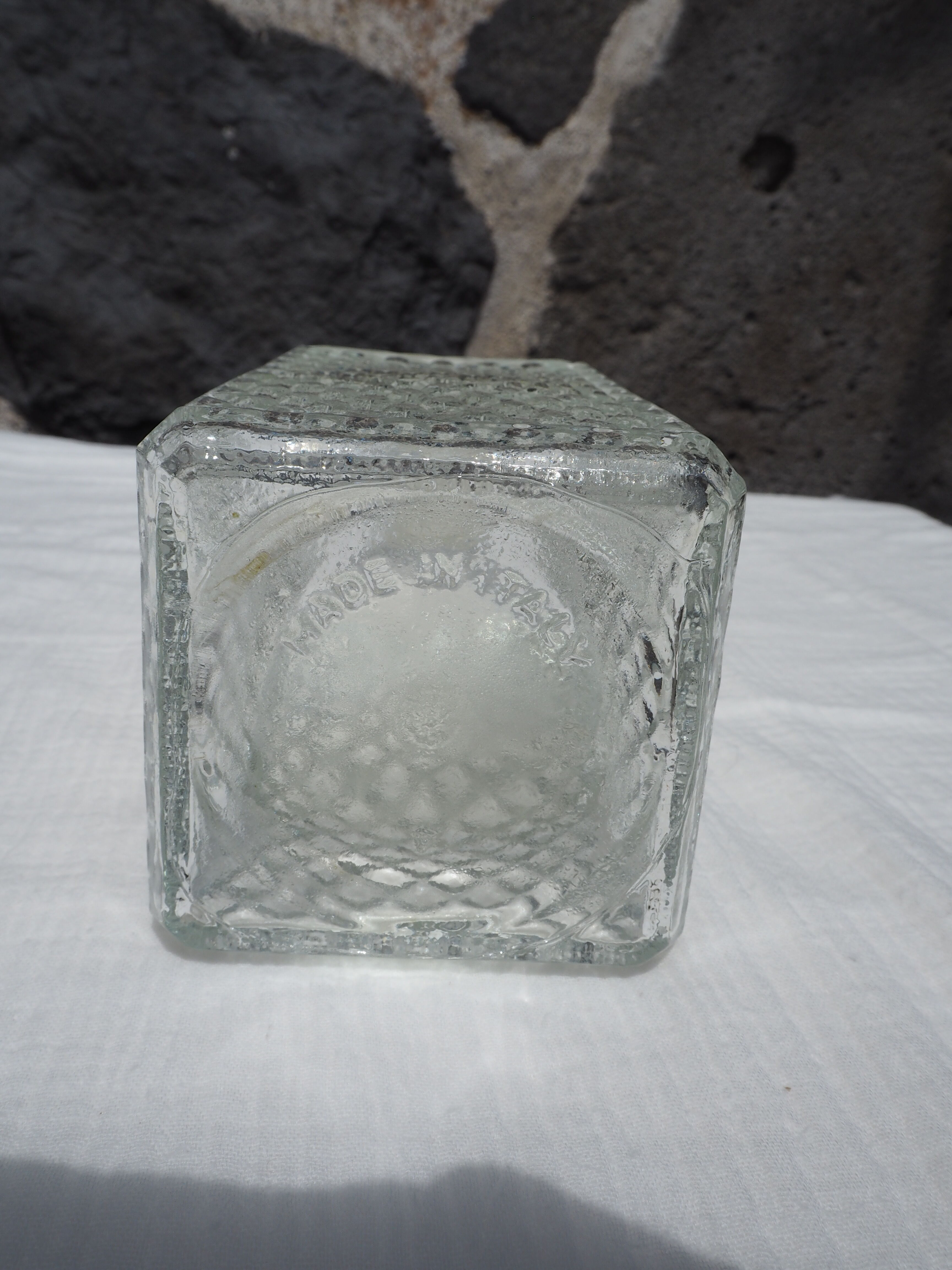 Glass whisky decanter