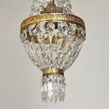 Balloon chandelier with pendants