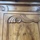 Armoire de style Louis XV en noyer massif XVIII siècle