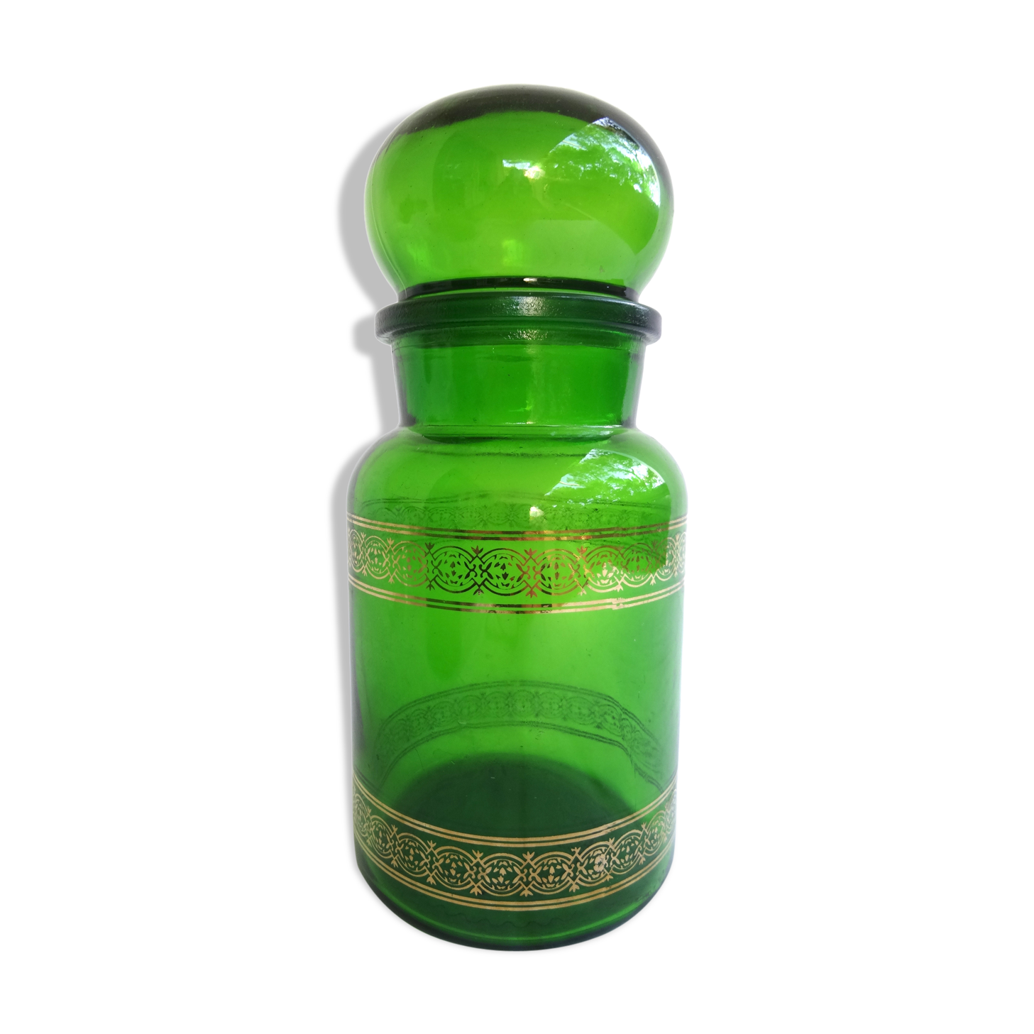 Green apothecary pot