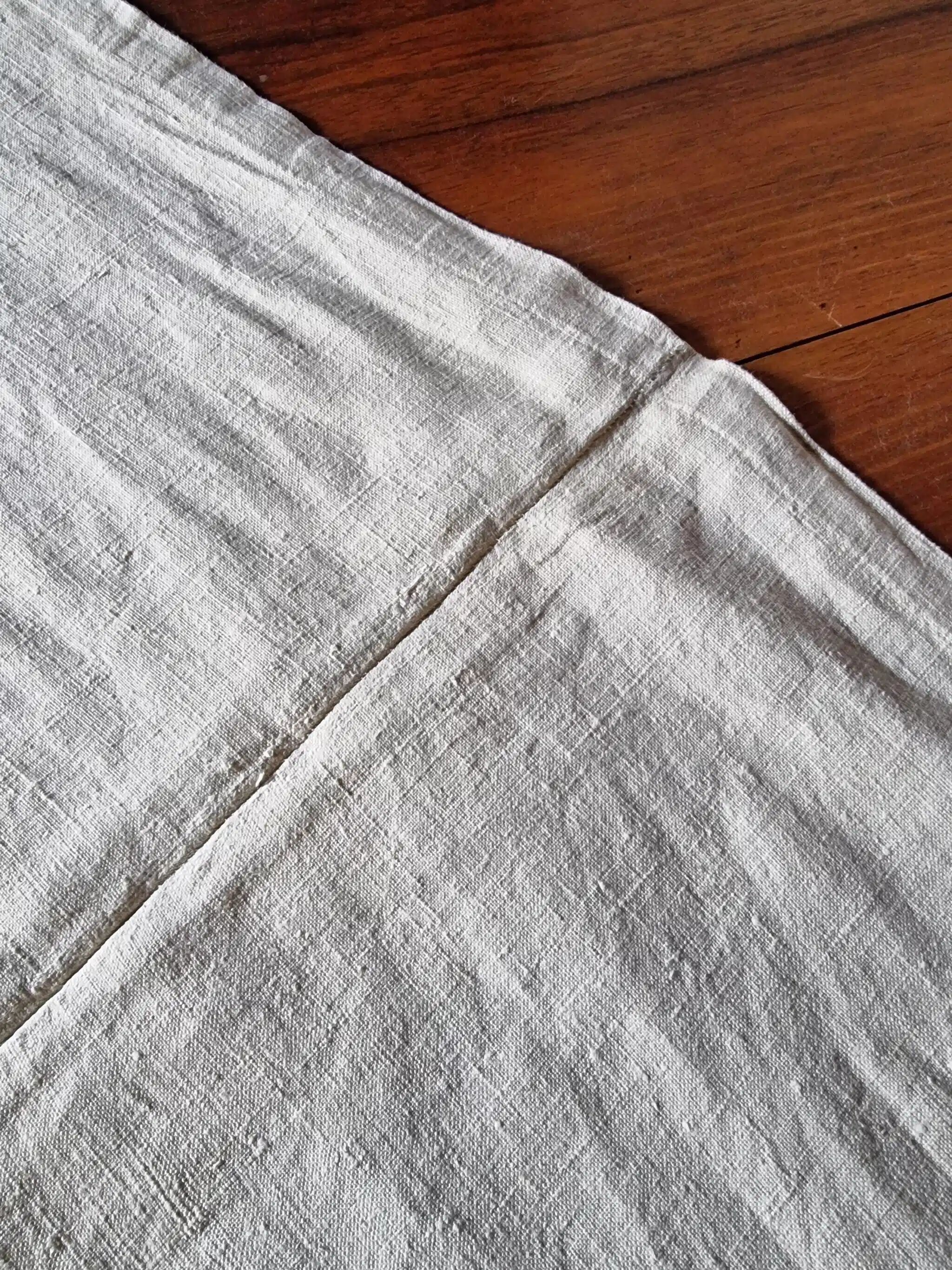 Antique French hand-woven sheet – Natural linen, early 20th century, 210 × 280 cm, 2 kg