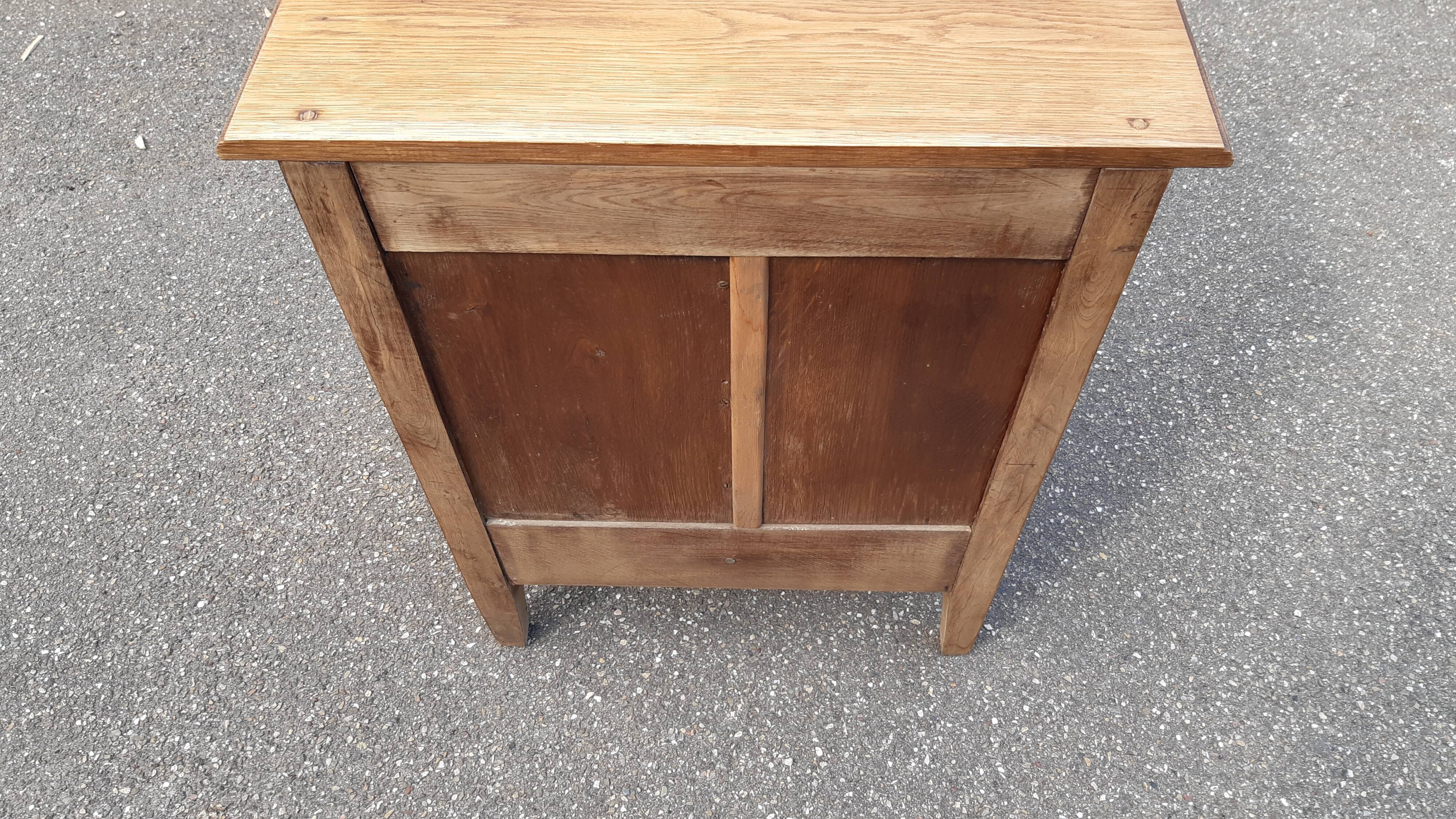 Loom furniture with drawers